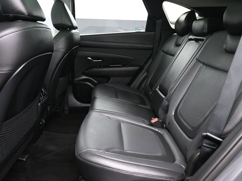 Certified 2025 Hyundai Tucson Limited image 10