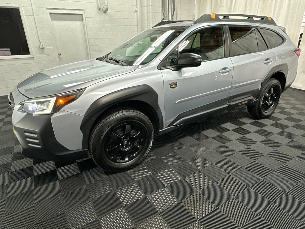 Used 2022 Subaru Outback Wilderness AWD/4WD image 5
