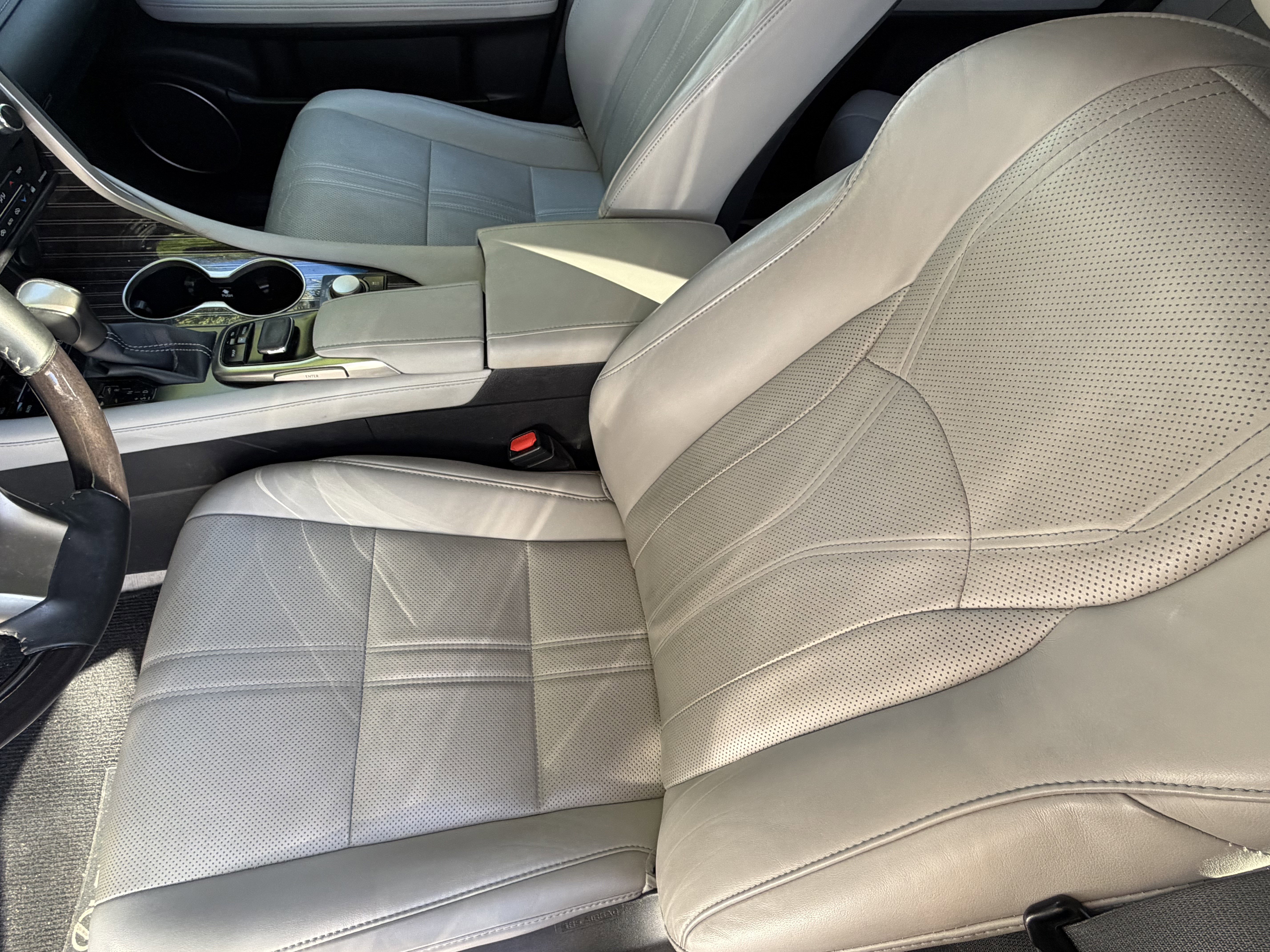 Used 2017 Lexus RX 350 AWD w/ Luxury Package image 16