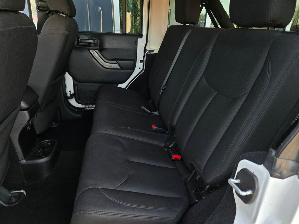 Used 2018 Jeep Wrangler Unlimited Sport S image 13