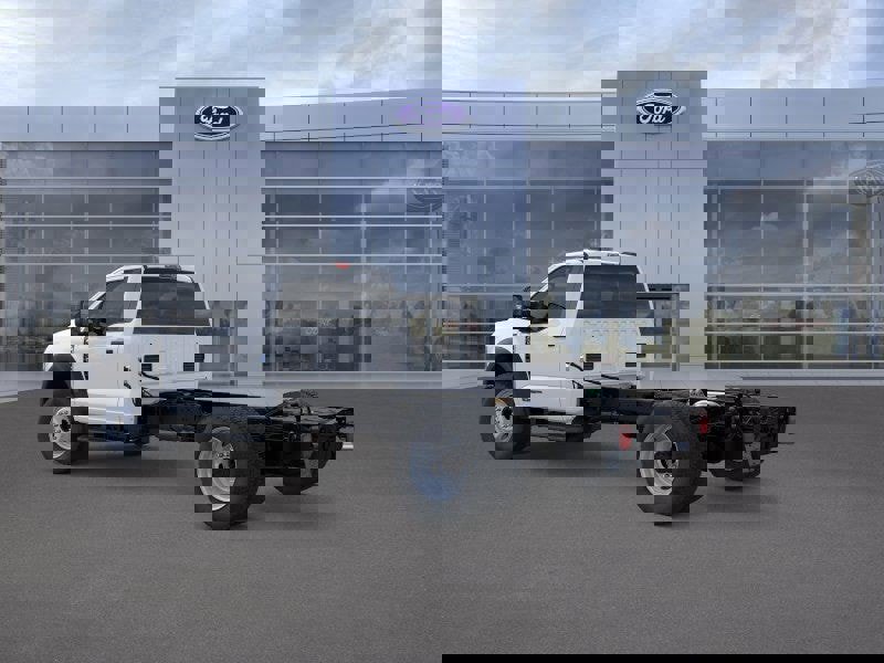 New 2025 Ford F450 XL w/ XL Chrome Package image 26