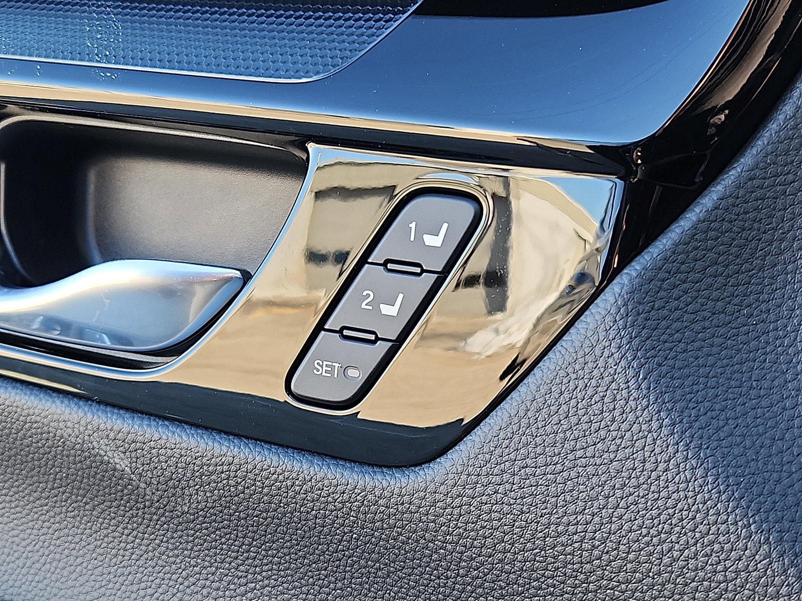 New 2026 Honda CR-V EX-L image 15