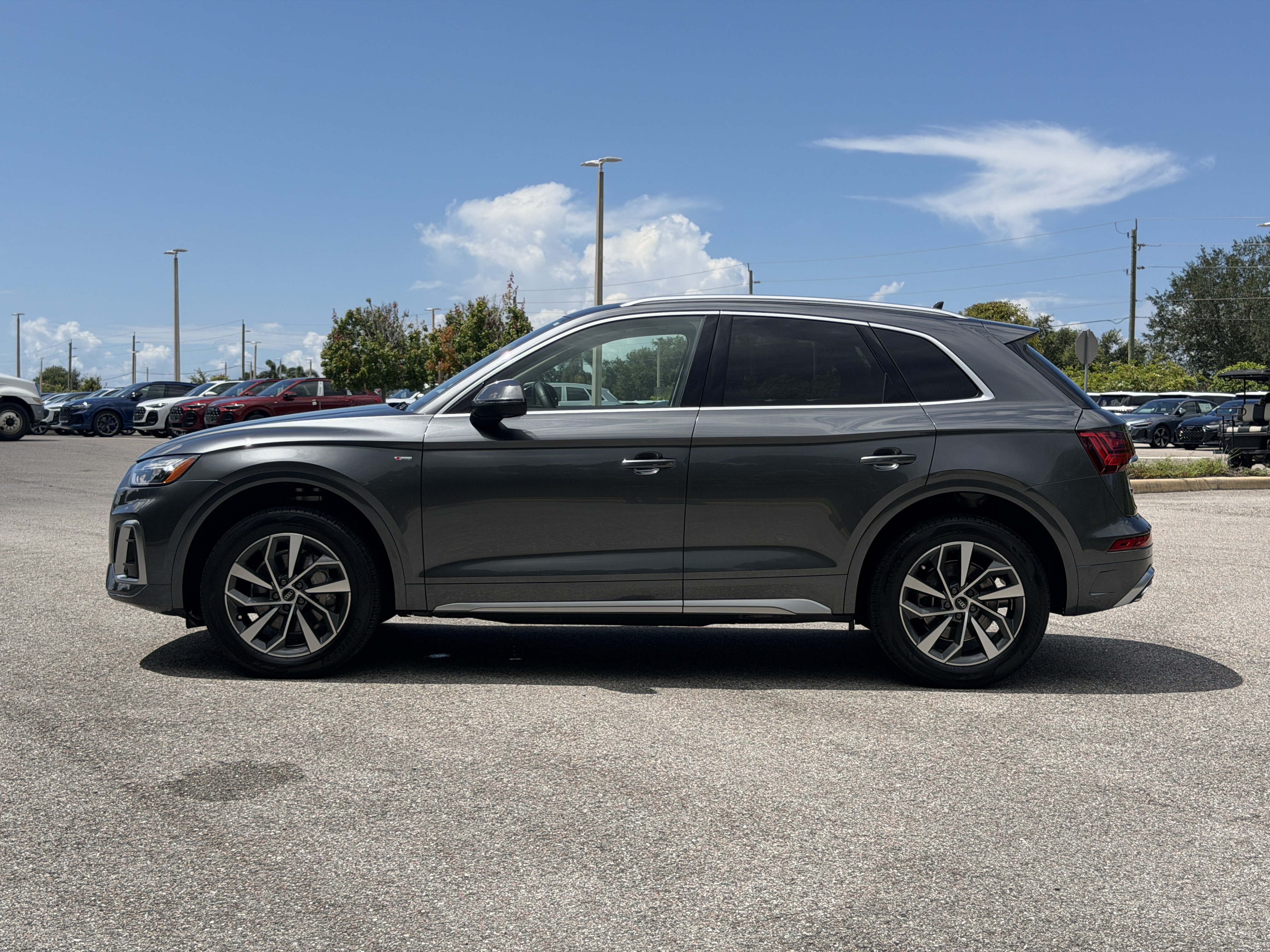 Certified 2023 Audi Q5 2.0T Premium Plus w/ Premium Plus Package AWD/4WD image 4