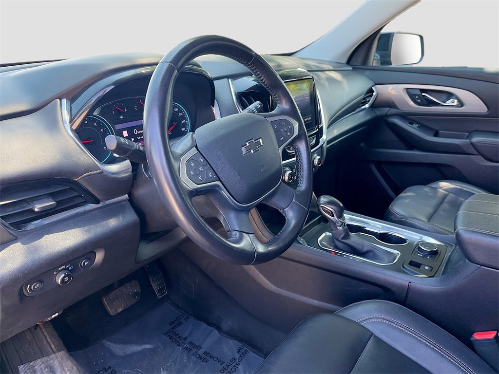 Used 2021 Chevrolet Traverse RS image 9