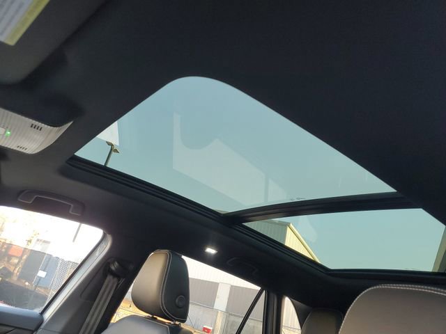 Certified 2026 Volkswagen Atlas Cross Sport SEL R-Line image 20