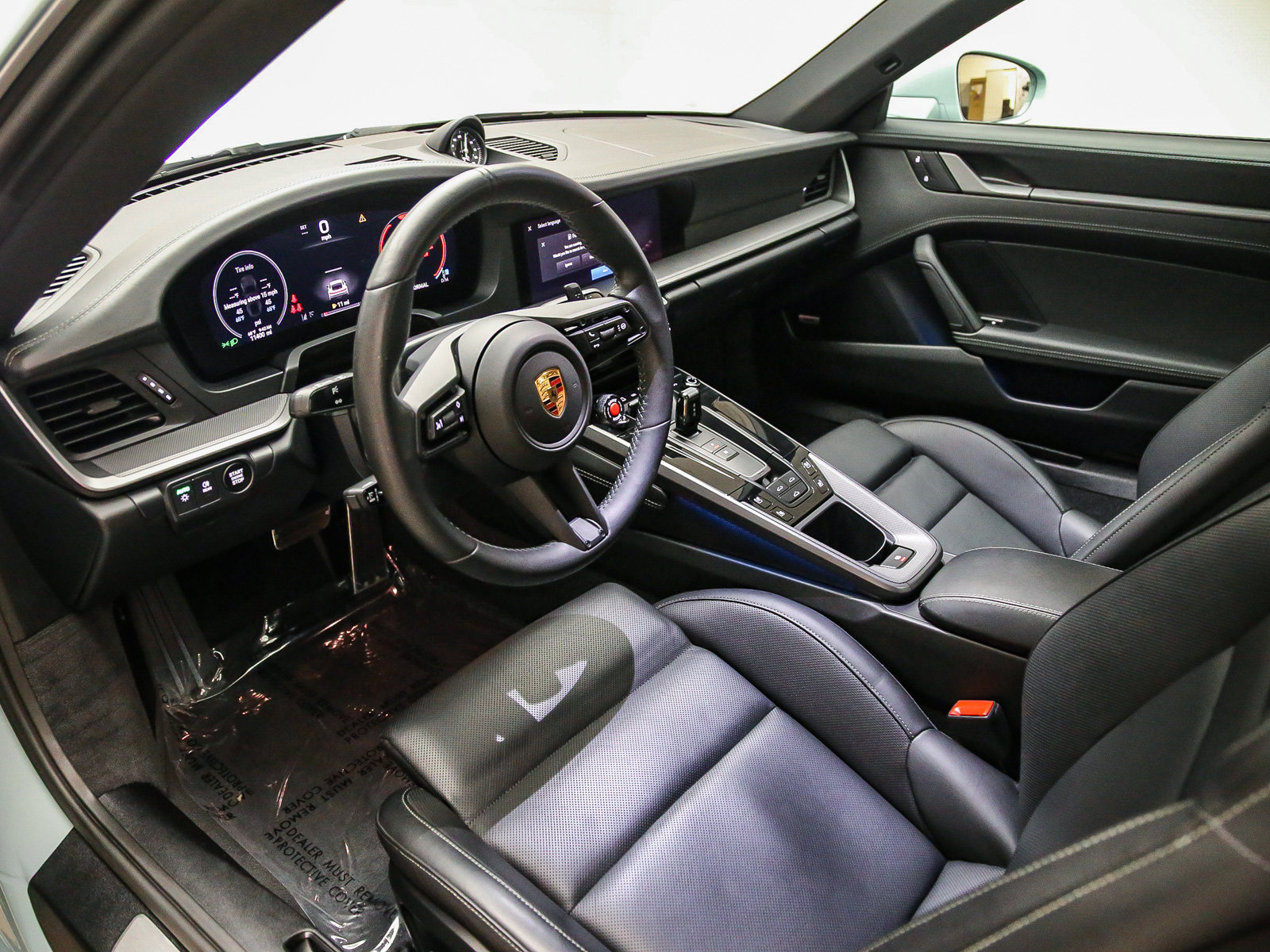 Certified 2025 Porsche 911 Carrera w/ Premium Package RWD image 4