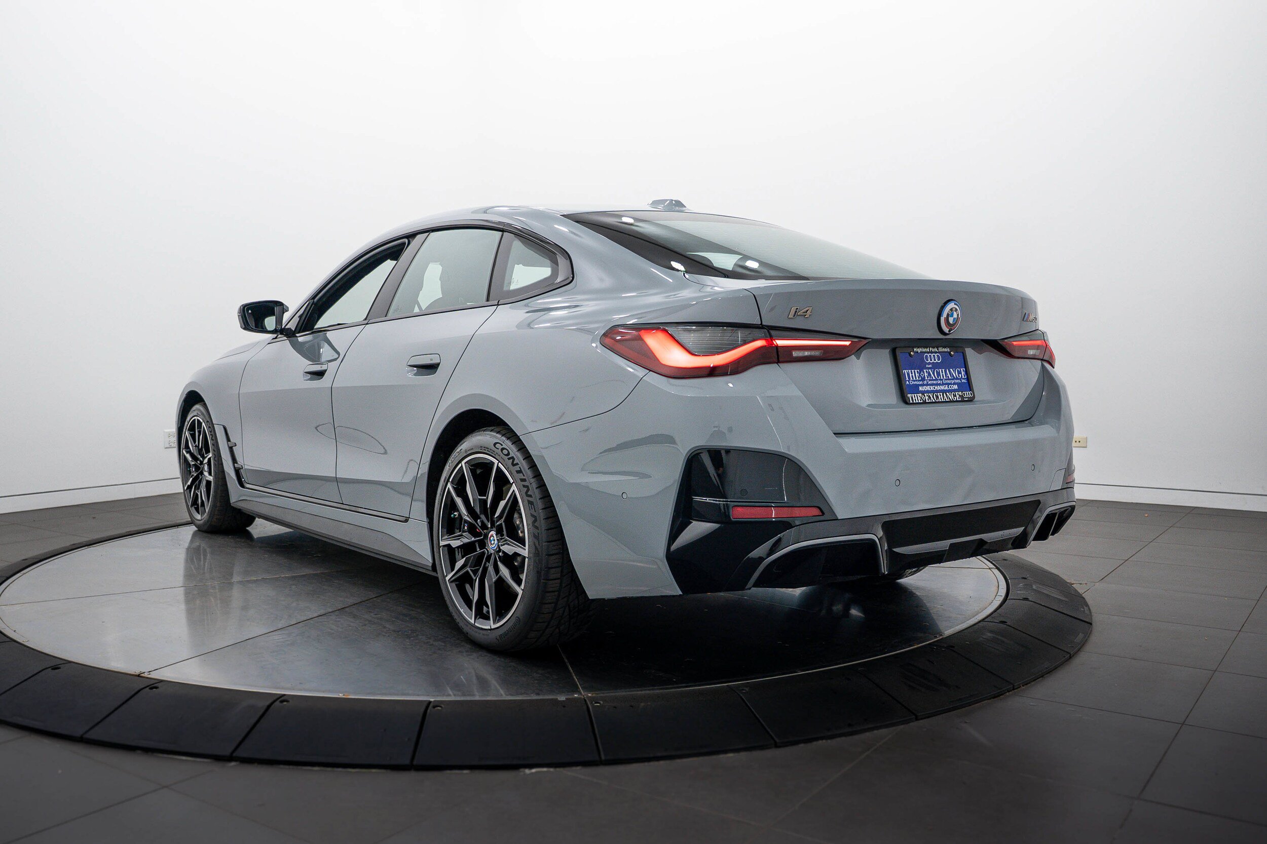 Used 2023 BMW i4 M50 AWD/4WD image 5