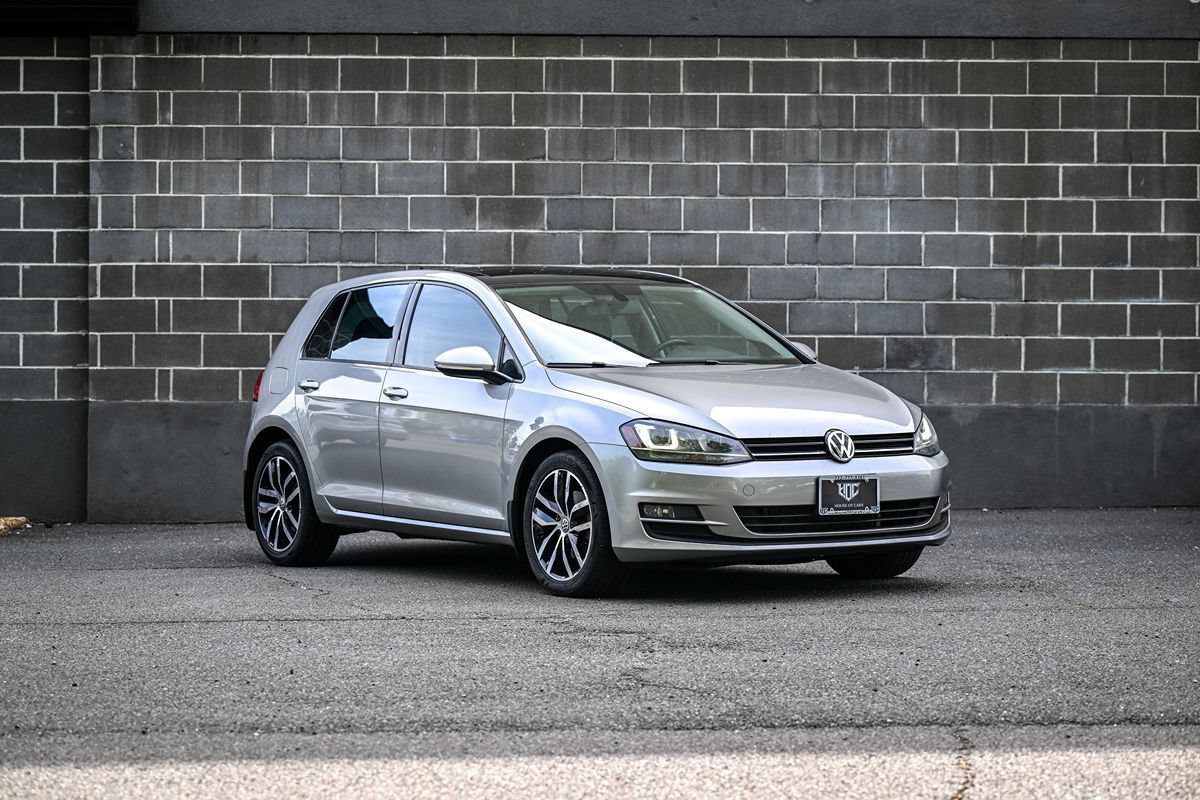 Used 2015 Volkswagen Golf SE FWD image 2