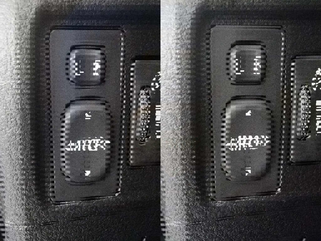 Used 2017 Toyota 4Runner Limited image 30