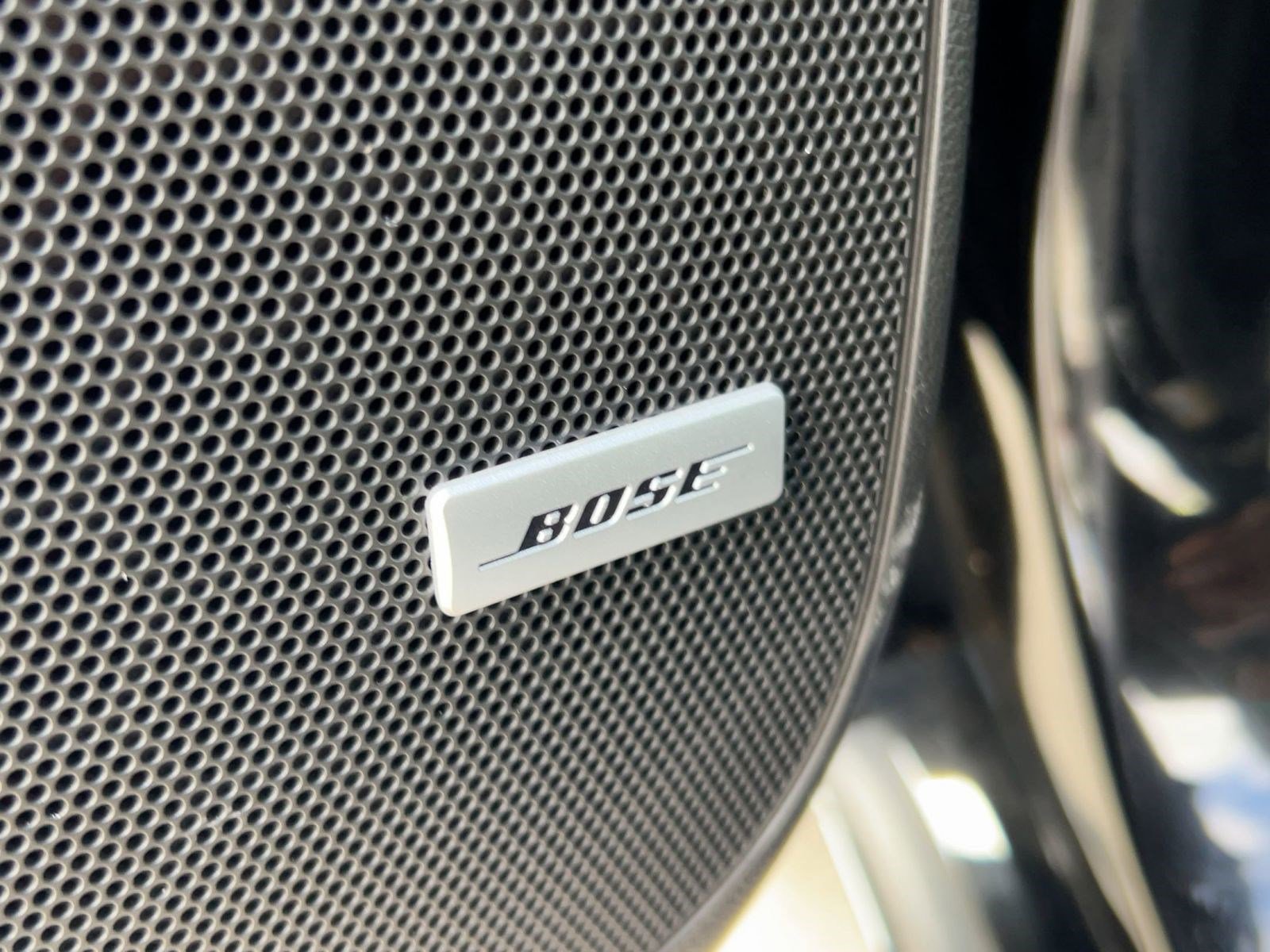 Used 2024 Buick Enclave Avenir w/ Avenir Technology Package image 22