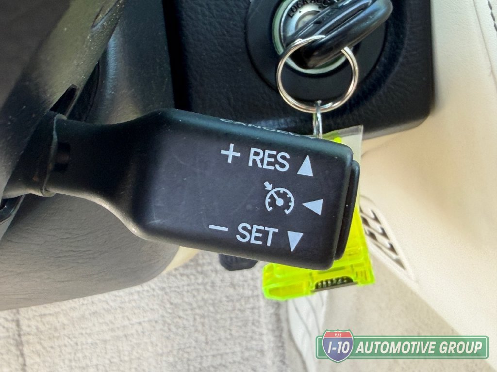 Used 2005 Lexus SC 430 Convertible w/ Preferred Accessory Pkg RWD image 28