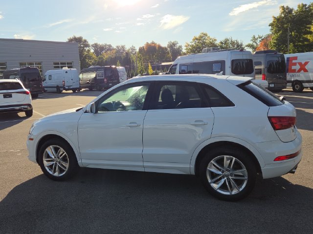 Used 2017 Audi Q3 2.0T Premium Plus w/ Premium Plus Package AWD/4WD image 6