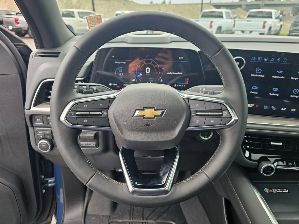 New 2026 Chevrolet Suburban Premier w/ Sun And Tow Package AWD/4WD image 13