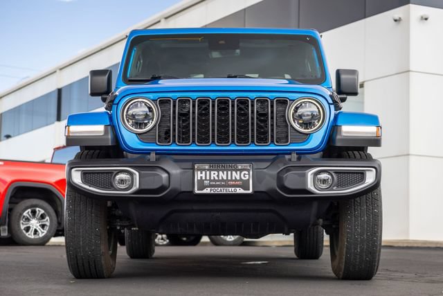 Used 2024 Jeep Gladiator Sport w/ Dual Top Group AWD/4WD image 60