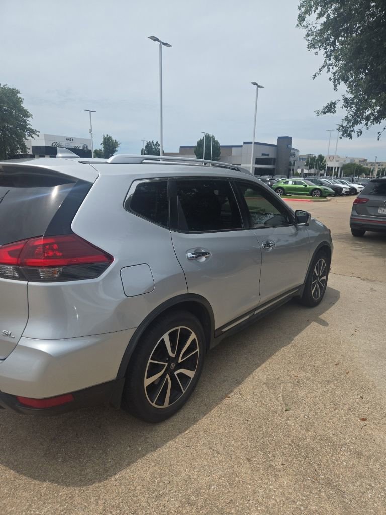 Used 2018 Nissan Rogue SL w/ Premium Package FWD image 8
