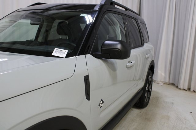 Used 2024 Ford Bronco Sport Outer Banks w/ Tech Package image 37