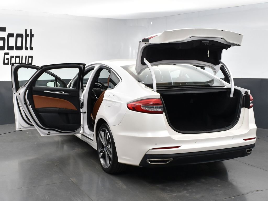Used 2019 Ford Fusion Titanium image 27