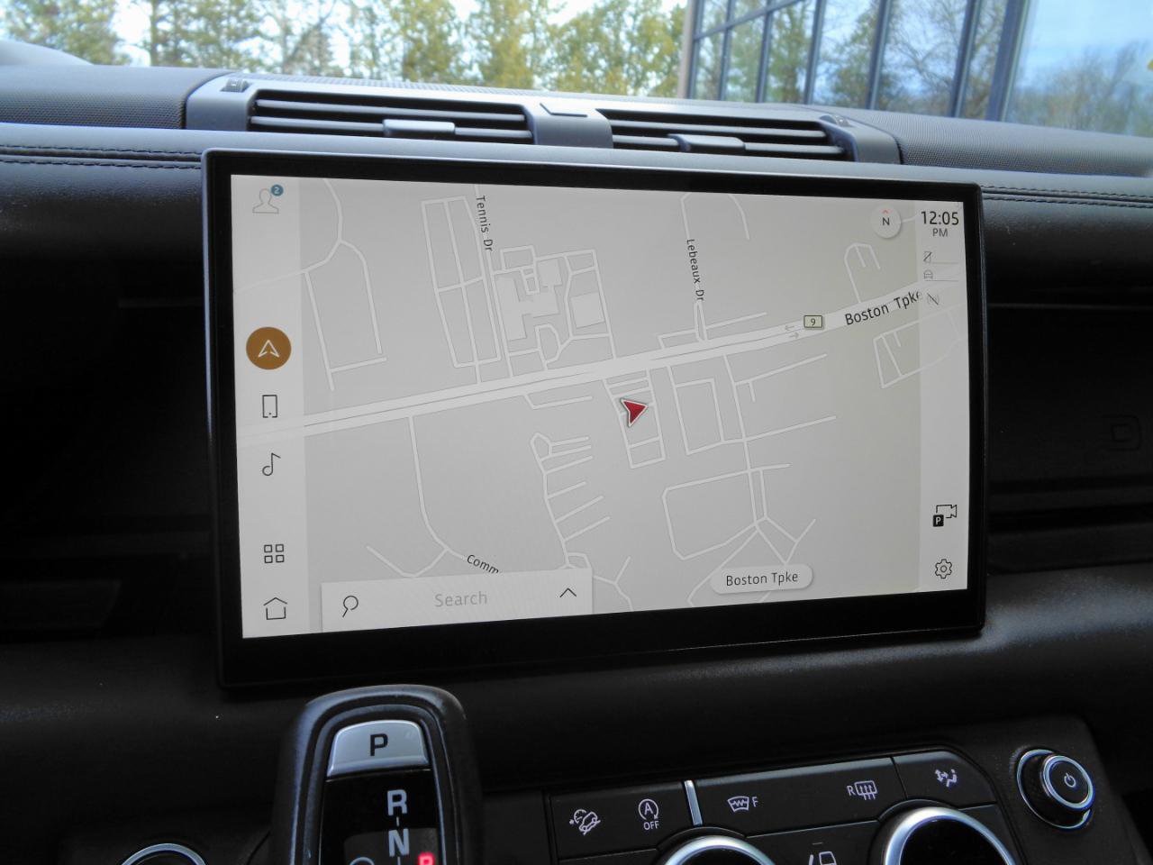 Used 2023 Land Rover Defender 110 V8 image 12