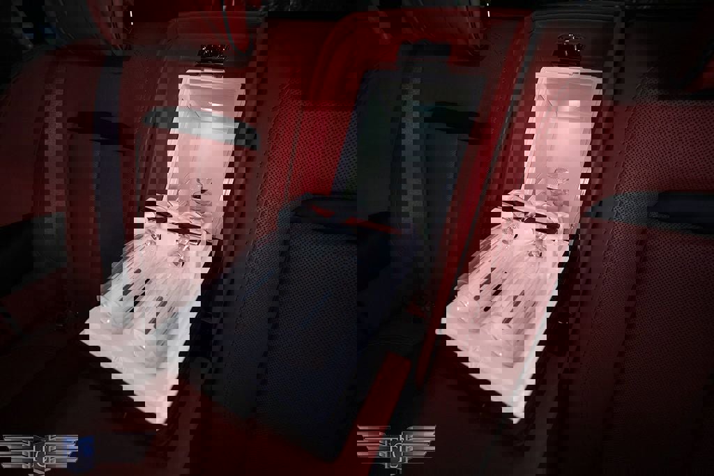 Used 2019 Rolls-Royce Cullinan image 21