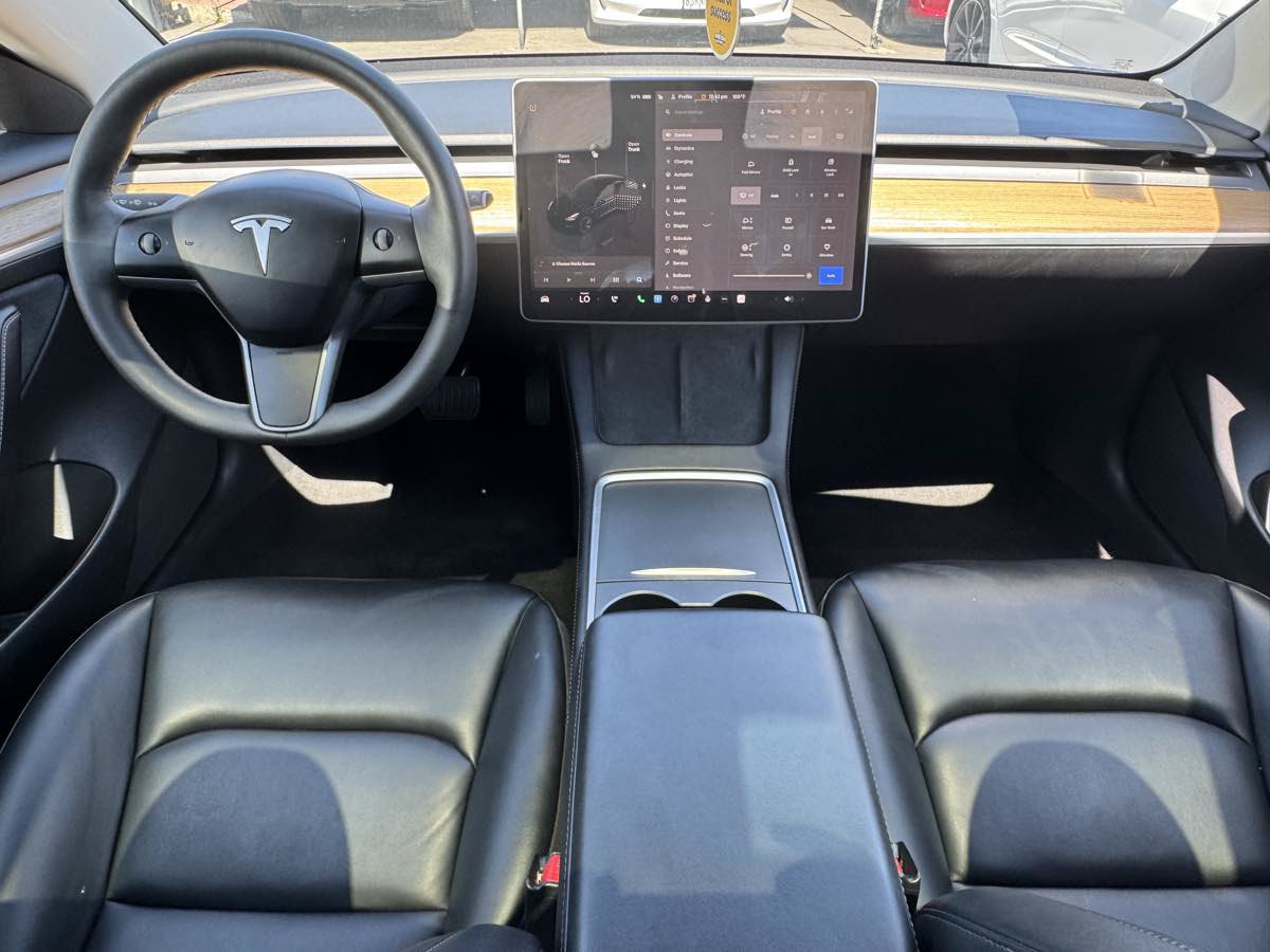 Used 2023 Tesla Model 3 Standard Range RWD image 23