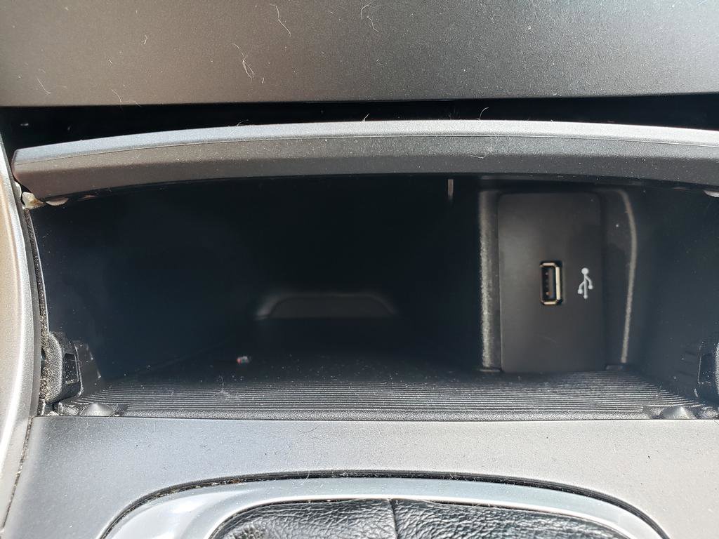 Used 2018 Ford Edge SEL AWD/4WD image 19