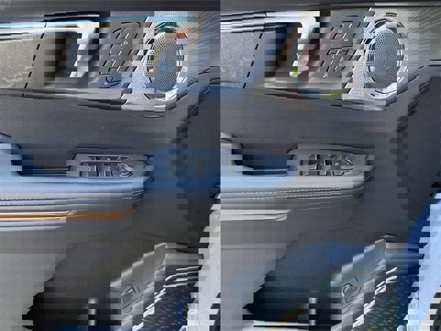 New 2026 Buick Enclave Avenir w/ Super Cruise Package image 17