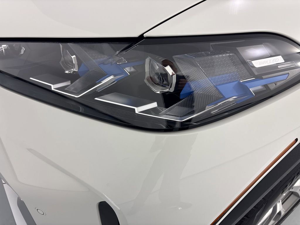 Used 2026 BMW X5 xDrive40i image 8