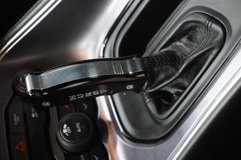 Used 2018 Dodge Challenger R/T RWD image 17