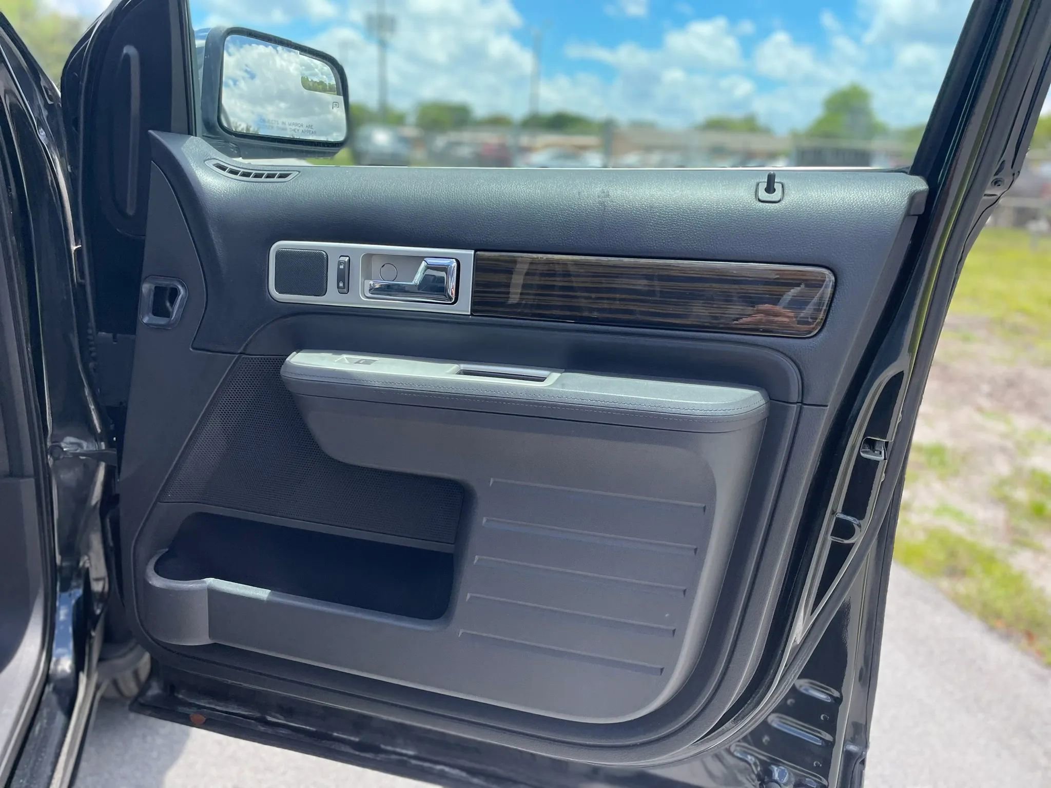 Used 2010 Lincoln MKX 2WD image 37