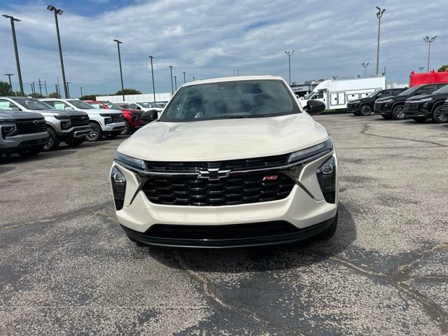 New 2026 Chevrolet Trax RS w/ Sunroof Package FWD image 8
