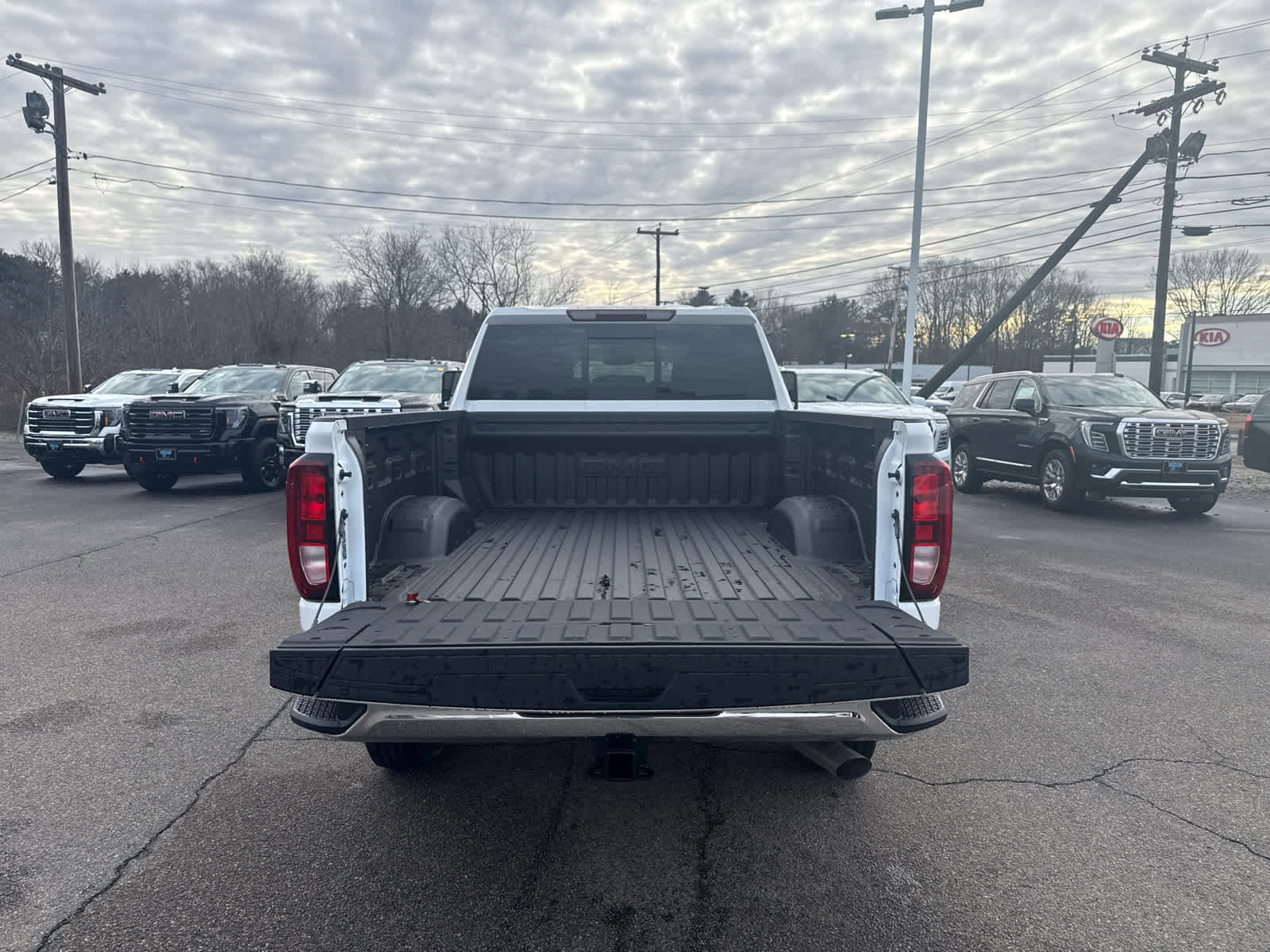 New 2026 GMC Sierra 2500 SLE w/ SLE Value Package; image 10
