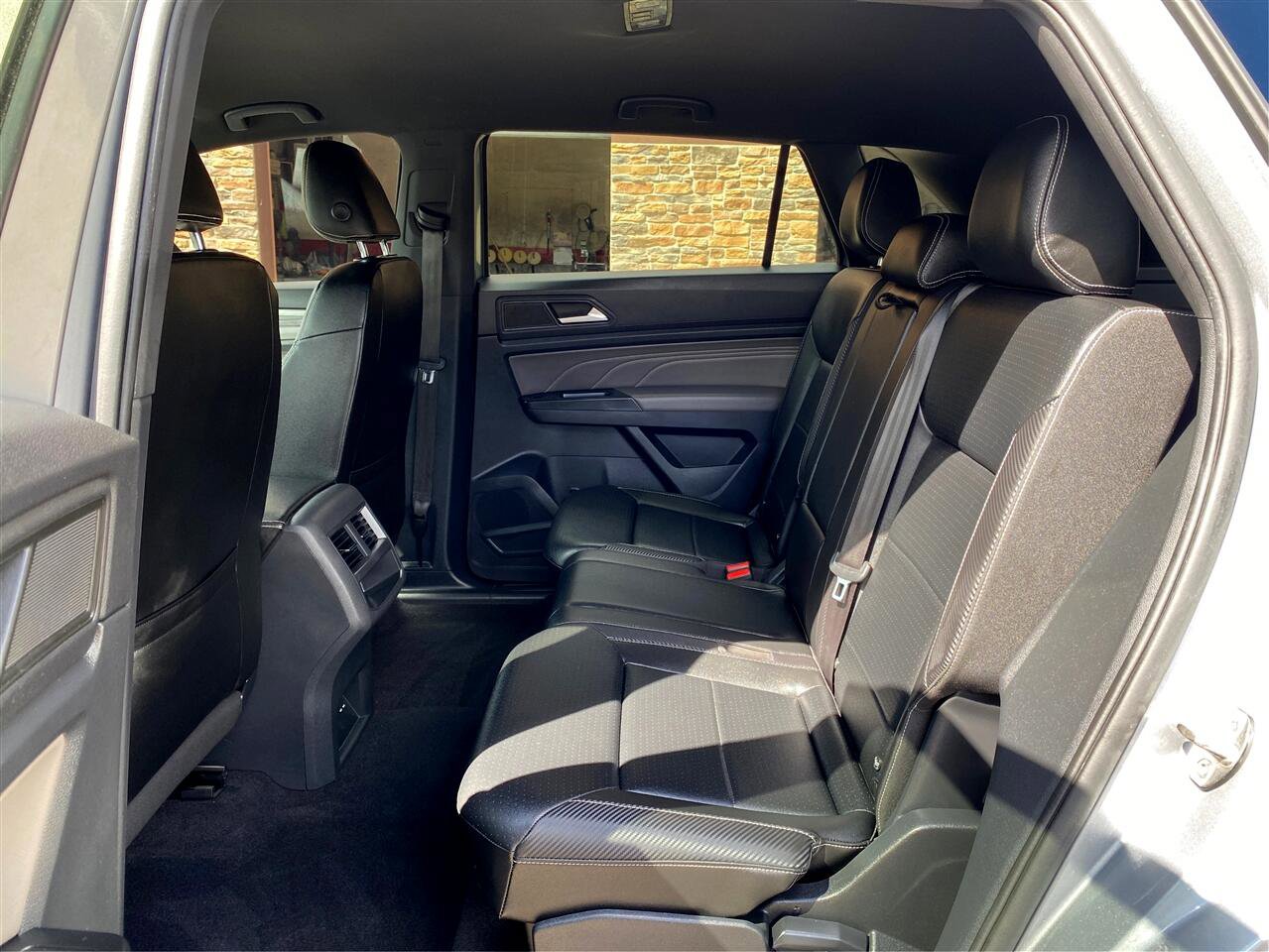 Used 2021 Volkswagen Atlas Cross Sport SE image 10