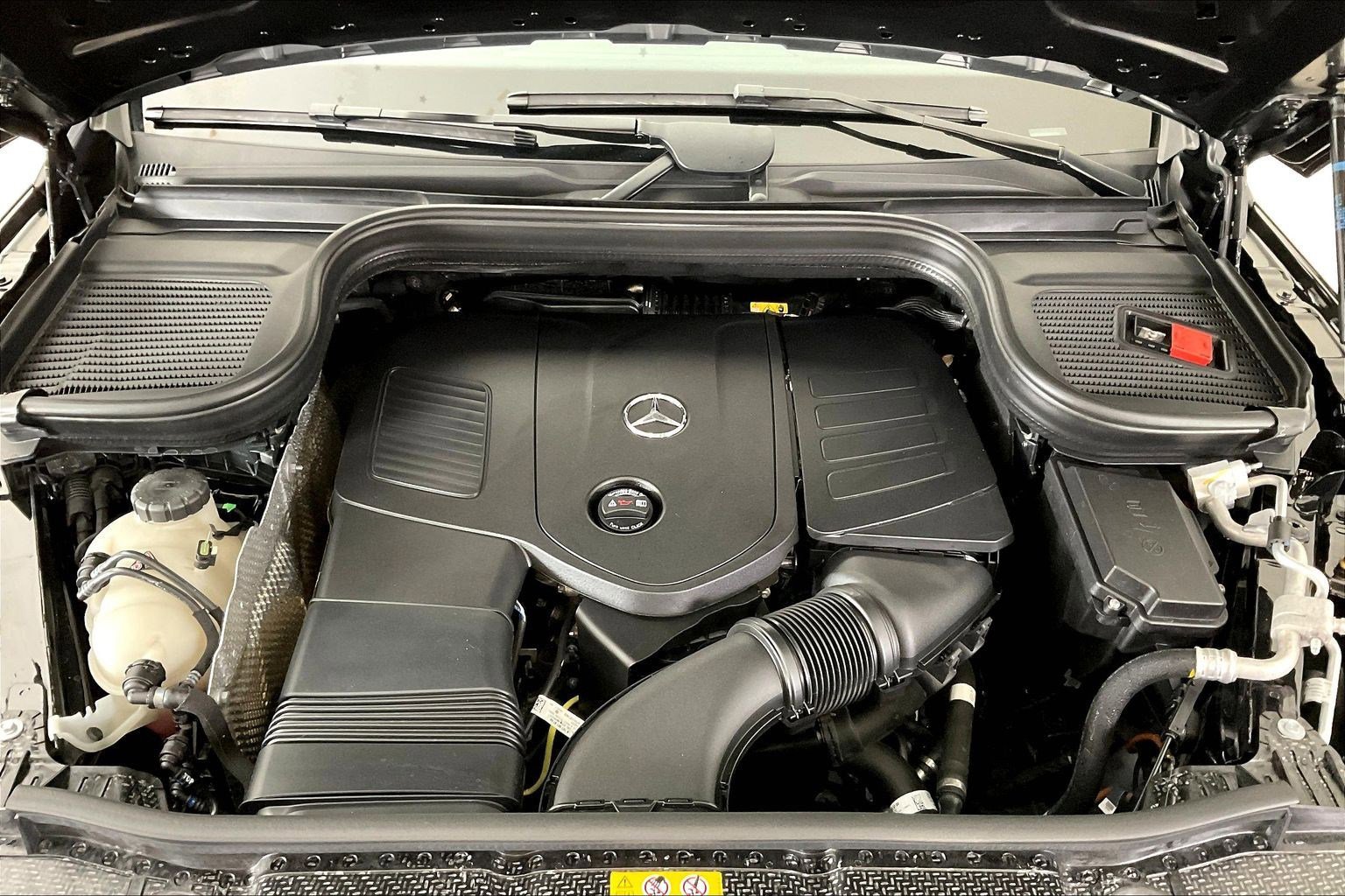 Certified 2025 Mercedes-Benz GLE 350 4MATIC image 30