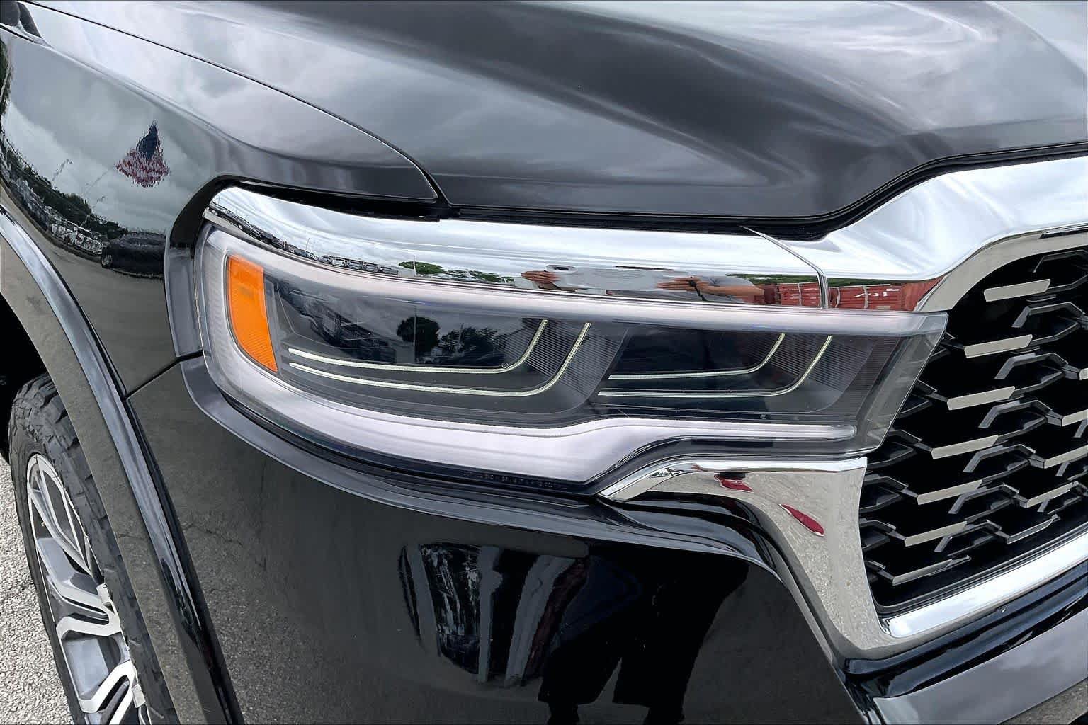 Used 2025 RAM 1500 Tungsten AWD/4WD image 54
