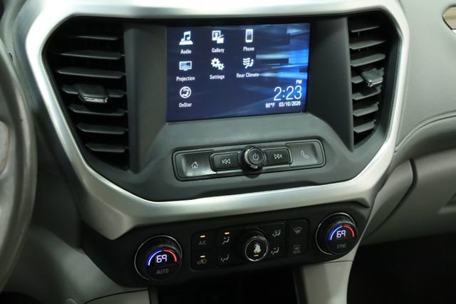 Used 2019 GMC Acadia SLE image 16