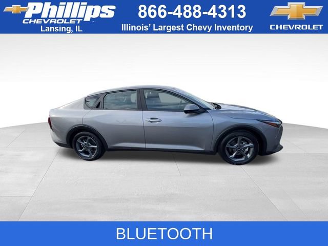 Used 2025 Kia K4 LXS image 11