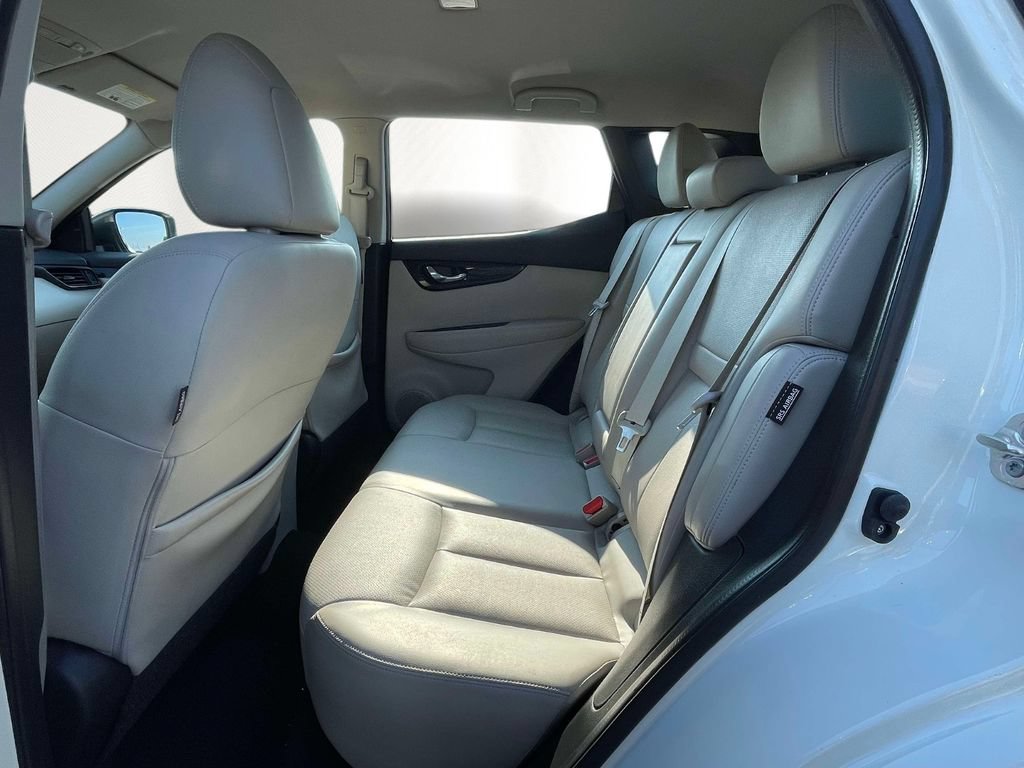 Used 2022 Nissan Rogue Sport SL AWD/4WD image 13