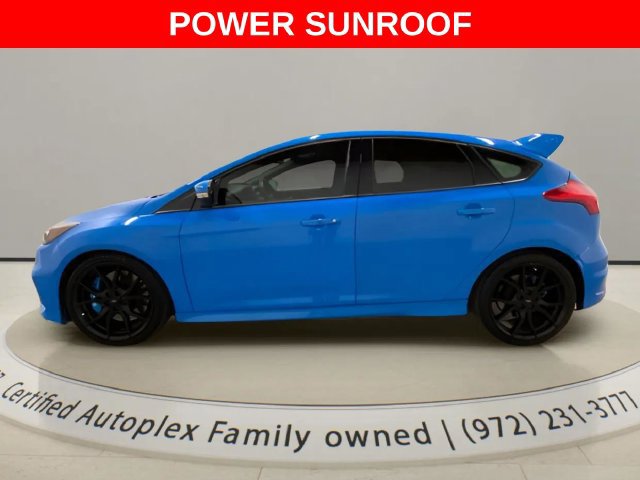 Used 2017 Ford Focus RS AWD/4WD image 2