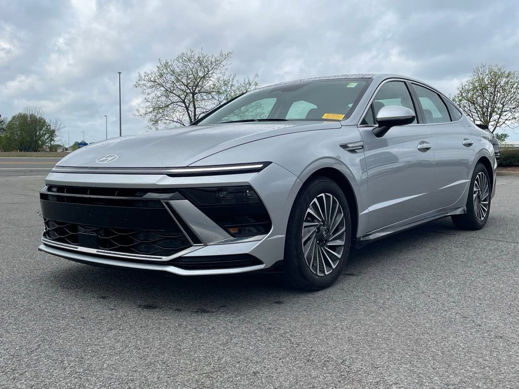 Used 2026 Hyundai Sonata SEL image 3