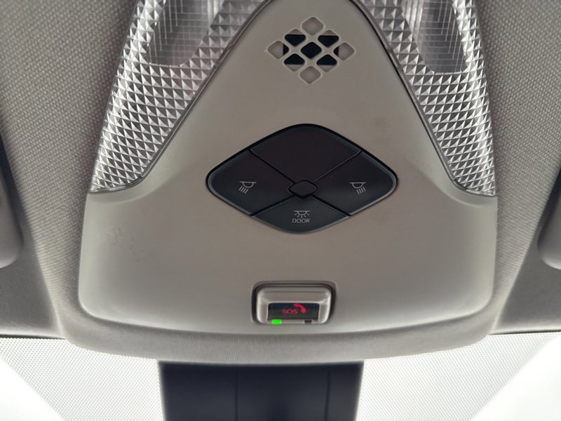 Used 2022 Toyota C-HR Limited image 32