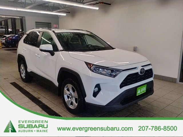 Used 2019 Toyota RAV4 XLE image 1