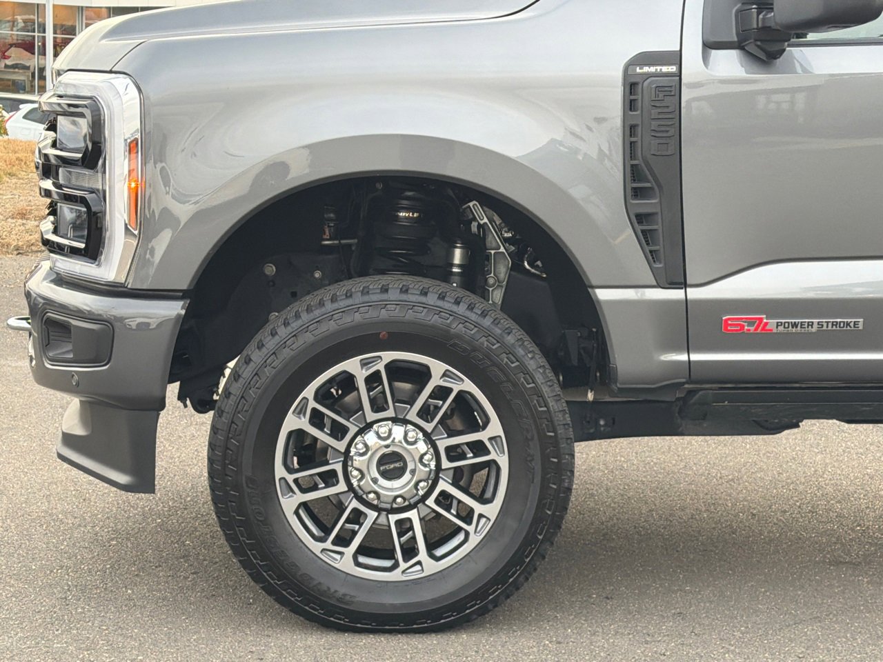 Used 2024 Ford F250 Limited w/ FX4 Off-Road Package image 5