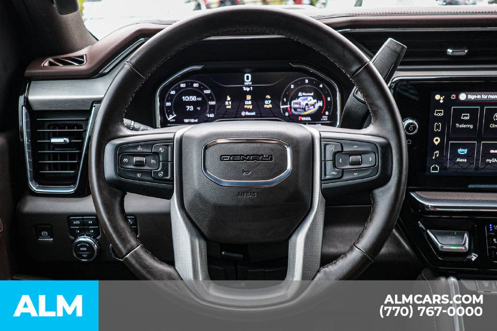 Used 2025 GMC Sierra 3500 Denali w/ Technology Package AWD/4WD image 29