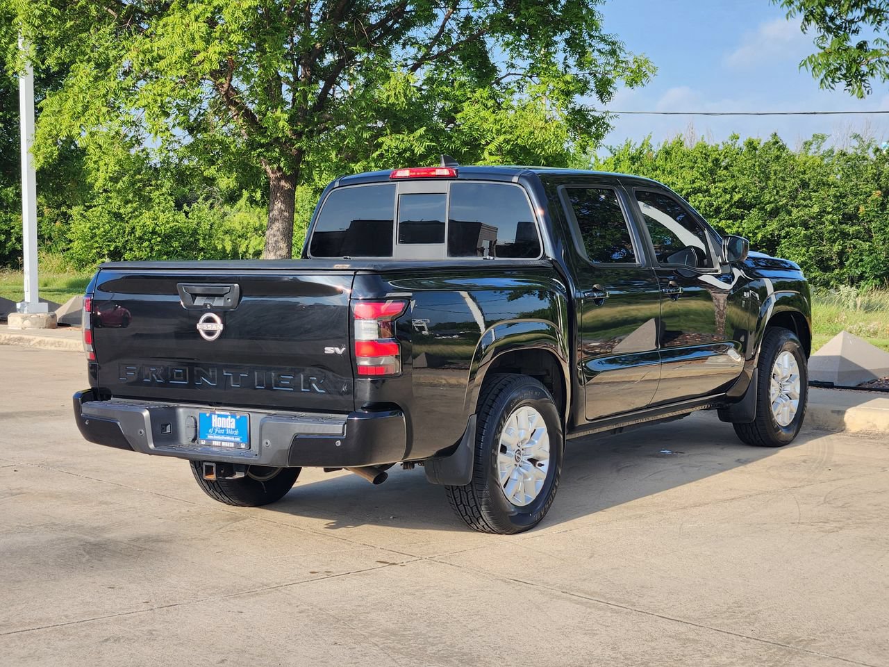 Used 2022 Nissan Frontier SV RWD image 5