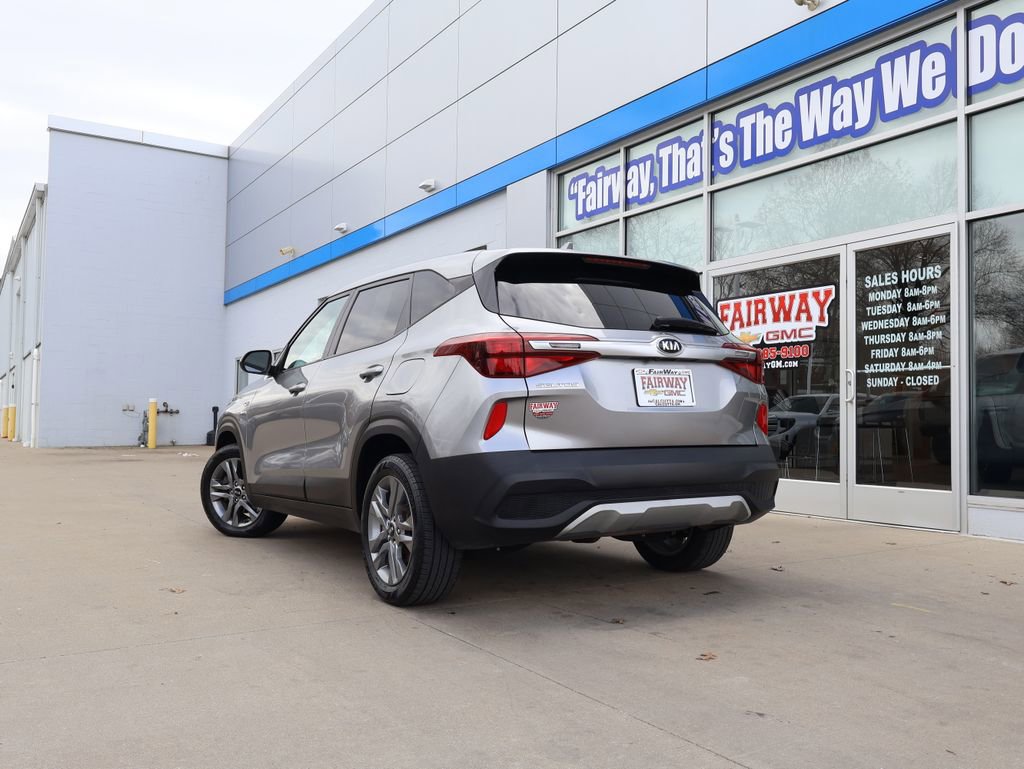 Used 2021 Kia Seltos LX image 30