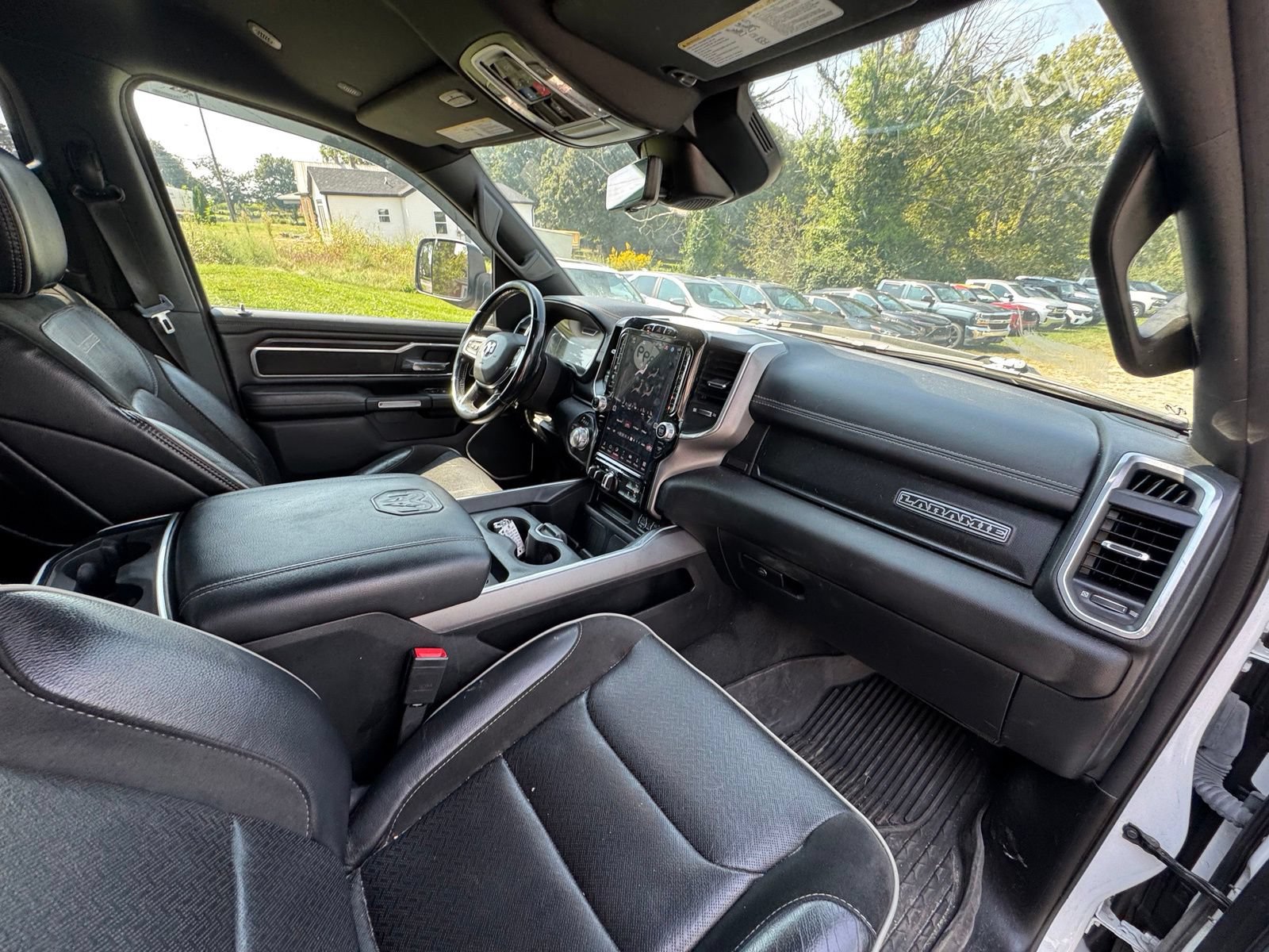 Used 2023 RAM 1500 Laramie AWD/4WD image 32