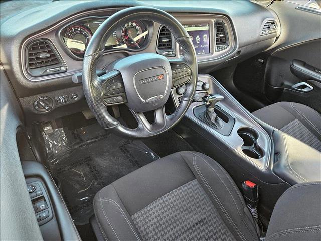 Used 2023 Dodge Challenger SXT w/ Blacktop Package image 9