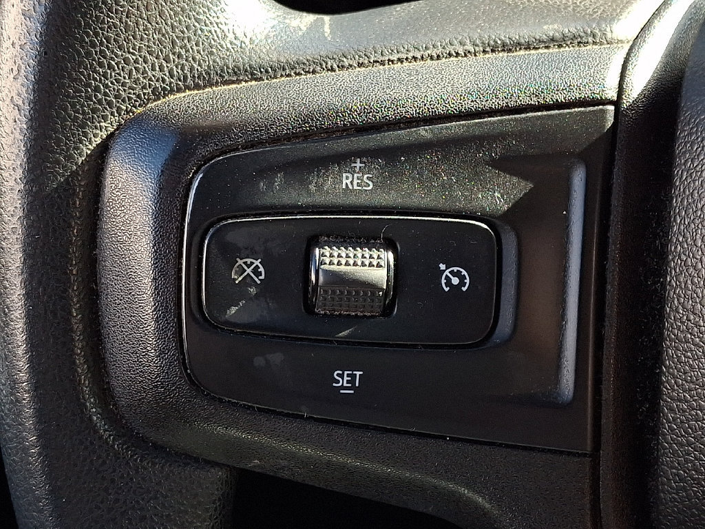 Used 2020 Chevrolet Silverado 1500 Custom w/ Custom Value Package AWD/4WD image 20