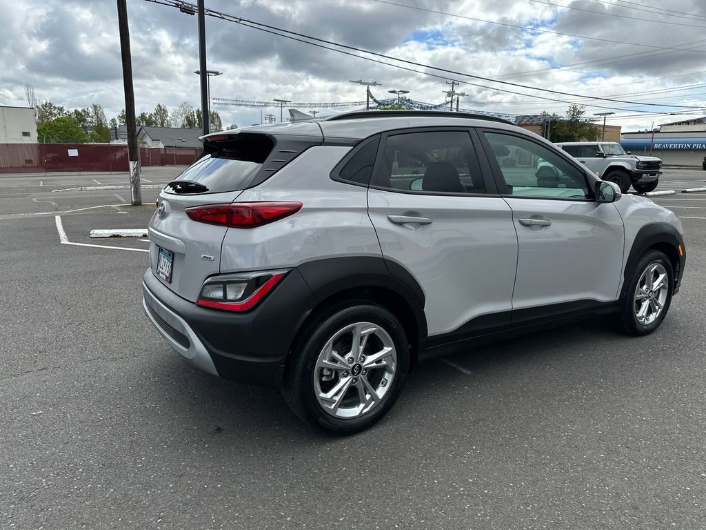 Used 2023 Hyundai Kona SEL w/ Convenience Package image 6