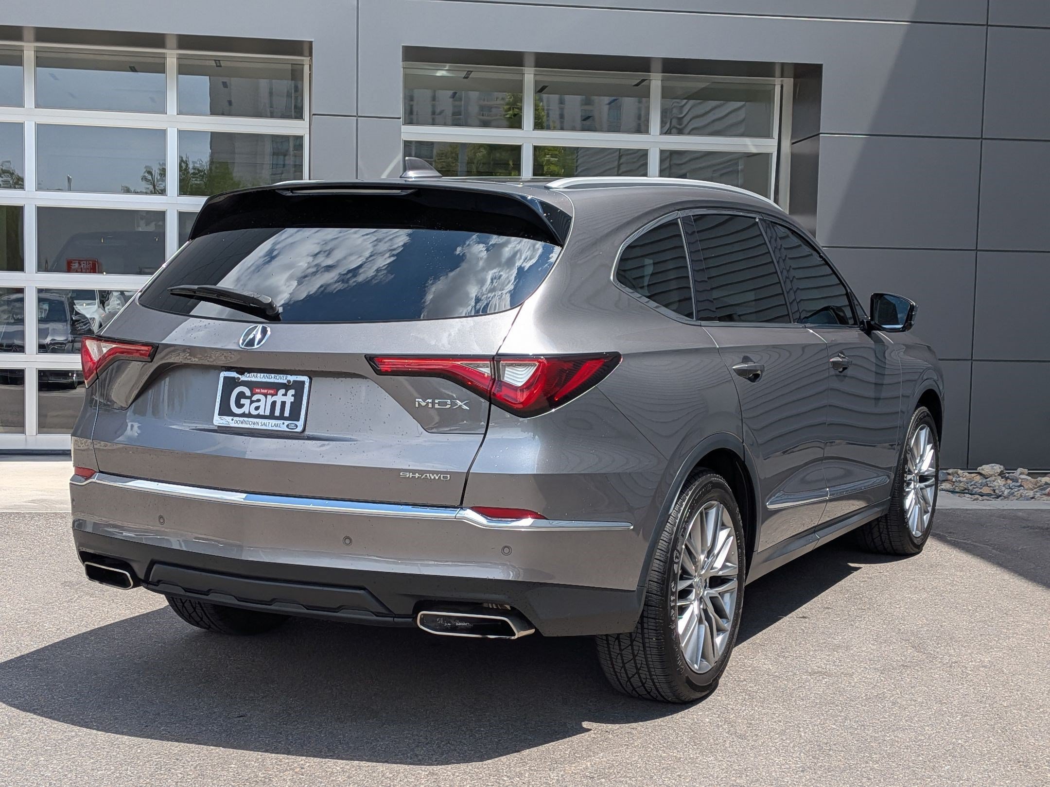 Used 2022 Acura MDX w/ Advance Package AWD/4WD image 5